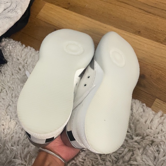 Stella McCartney Sneakers - Picture 5 of 7